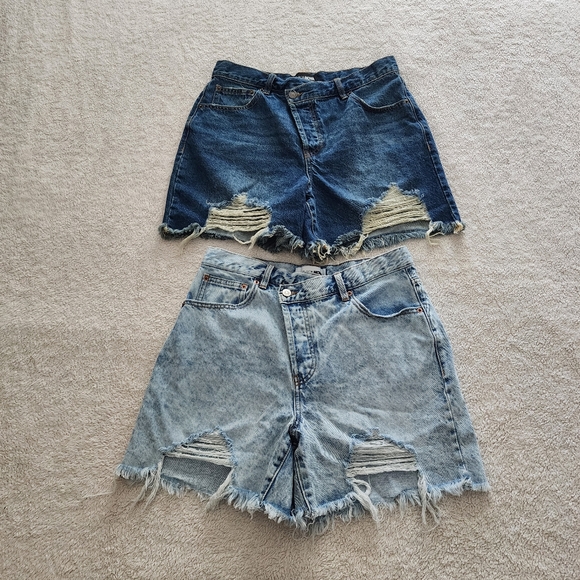 Fashion Nova At A Glance Crossover Denim Shorts, Women's Size 9 - EUC - Picture 13 of 13